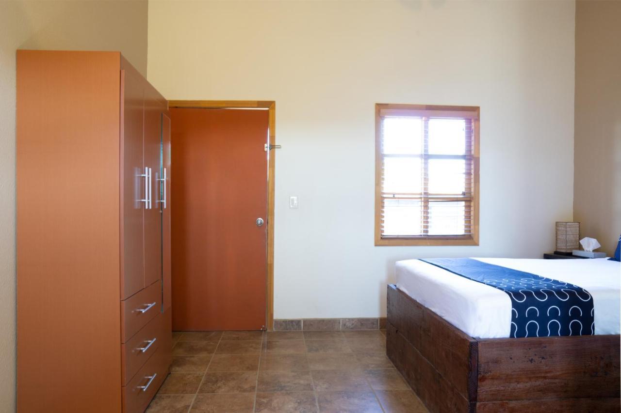 Capital O Hotel Villa Azura Tecate Eksteriør billede